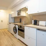 Rent 5 bedroom apartment of 91 m² in Rennes