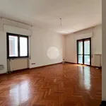 Rent 4 bedroom apartment of 130 m² in Cremona