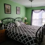 Rent 3 bedroom house in Woodbridge