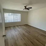 Rent 2 bedroom apartment of 116 m² in Los Angeles