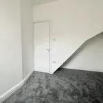 Rent 3 bedroom flat in Sheffield