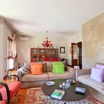 4-room flat via Villa 20, Vedano al Lambro