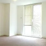 Rent 3 bedroom apartment in London