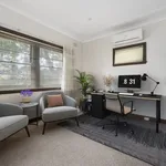 Rent 5 bedroom house in Hornsby