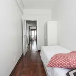 Rent a room in lisbon