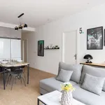 Rent a room of 80 m² in valencia