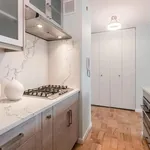 Rent 2 bedroom apartment of 91 m² in New York