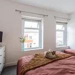 Rent 2 bedroom flat in Wales