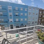 Rent a room in lisbon