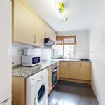 Rent 4 bedroom apartment in Valencia