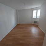 Rent 2 bedroom apartment of 6021 m² in REIMS