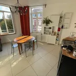 Appartement de 96 m² avec 5 chambre(s) en location à Lille