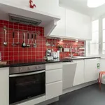 Rent 2 bedroom apartment of 90 m² in lisbon