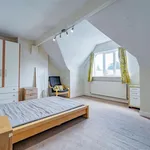 Rent 5 bedroom flat in West Midlands