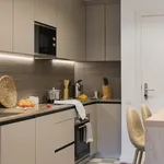 Rent 2 bedroom apartment of 60 m² in Barcelona