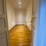 Rent 5 bedroom apartment of 210 m² in Lucca