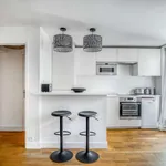 Rent 1 bedroom apartment of 32 m² in paris