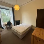 Rent 3 bedroom flat in Edinburgh  South