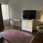 Rent 2 bedroom apartment in Mid-Wilshire