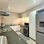 Rent 2 bedroom apartment of 117 m² in Cape Town