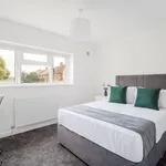 Rent 5 bedroom house in South West England