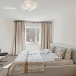 Rent 2 bedroom apartment of 624 m² in Dusseldorf