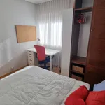 Rent 3 bedroom apartment of 90 m² in Oviedo