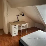 Appartement de 40 m² avec 3 chambre(s) en location à Paris