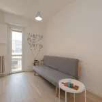 Rent 2 bedroom apartment in Milan