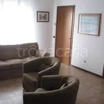 Rent 3 bedroom apartment of 90 m² in Rozzano