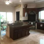 Rent 5 bedroom house of 719 m² in Cancún