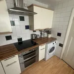 Rent 3 bedroom flat in Wales