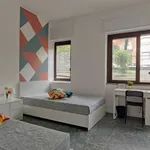 Rent a room in milan