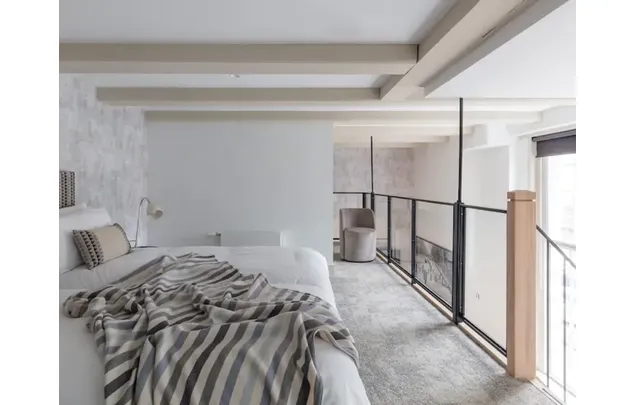 Huur 1 slaapkamer appartement van 570 m² in Amsterdam