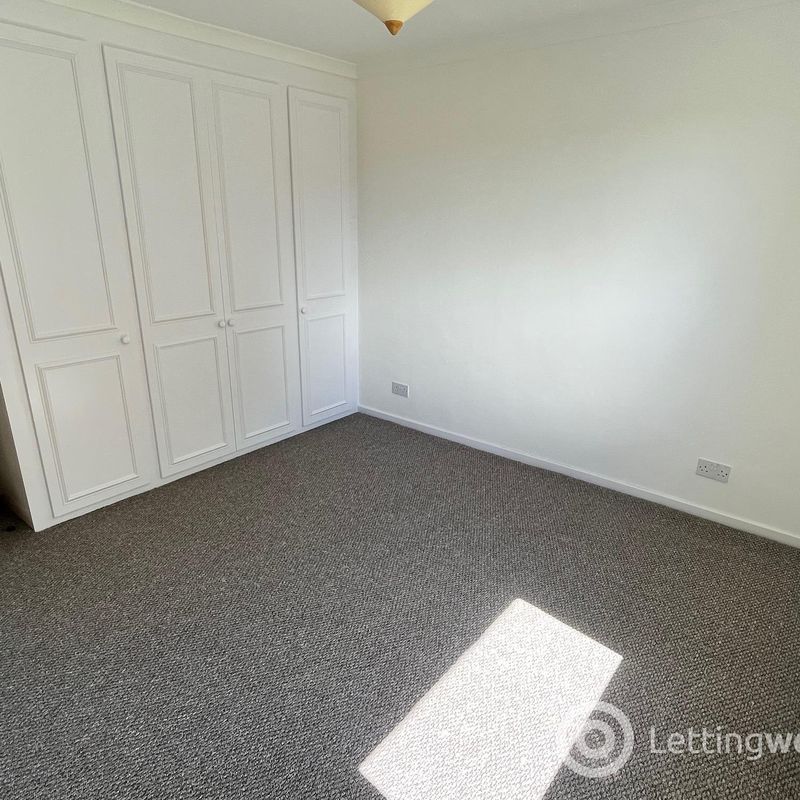 2 Bedroom Ground Flat to Rent at East-Dunbartonshire, Glasgow, Milngavie, England