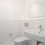 Rent 1 bedroom apartment of 30 m² in Berlin