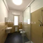 Rent 4 bedroom apartment of 91 m² in Genoa