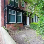 Rent 4 bedroom flat in Leeds