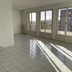 Appartement de 90 m² avec 3 chambre(s) en location à MAUBEUGE