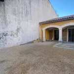 Rent 3 bedroom apartment of 50 m² in Le Beausset