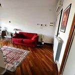 Rent 3 bedroom apartment of 51 m² in Munich