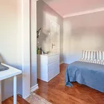 Rent a room in Amadora