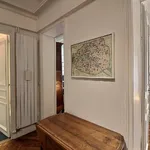 Appartement de 1200 m² avec 3 chambre(s) en location à Paris