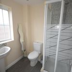 Rent 5 bedroom house in Welwyn Hatfield