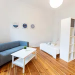 Rent 3 bedroom apartment in Berlin