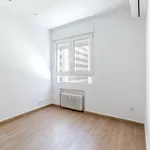 Alquilo 4 dormitorio apartamento de 150 m² en Madrid