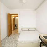 Rent a room of 80 m² in barcelona