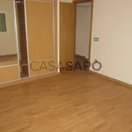 Rent 7 bedroom house of 372 m² in Leiria