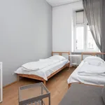 Rent 3 bedroom apartment in Krakow