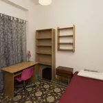 Rent a room of 125 m² in madrid